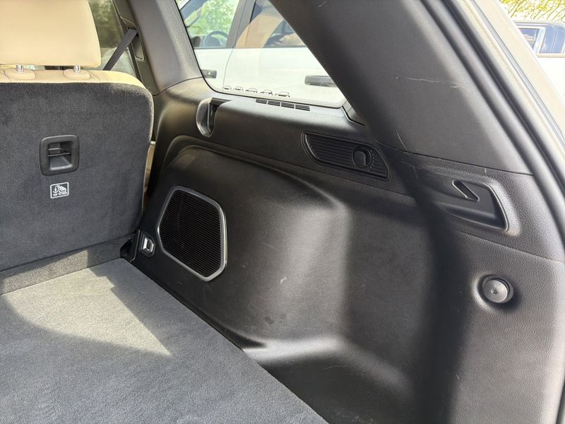 Used 2023 Jeep Grand Cherokee LimitedImage 16