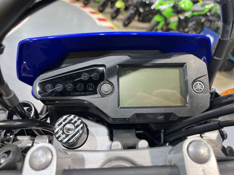 New 2027 Yamaha WR125R Image 11