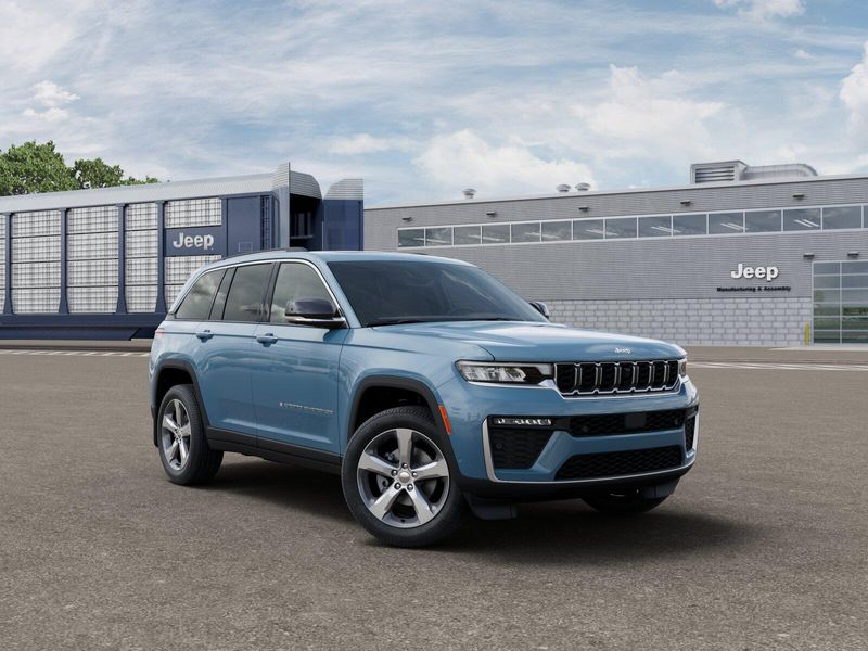 New 2026 Jeep Grand Cherokee LimitedImage 3