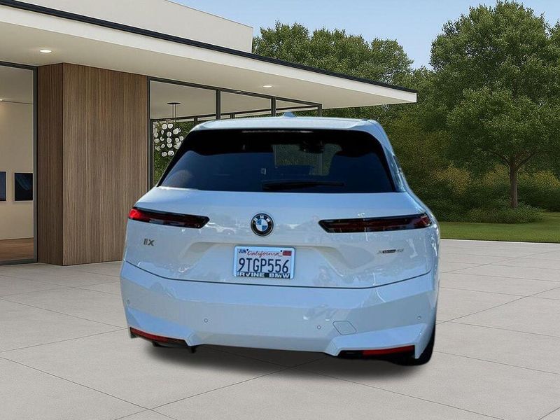 Used 2026 BMW iX xDrive45Image 8