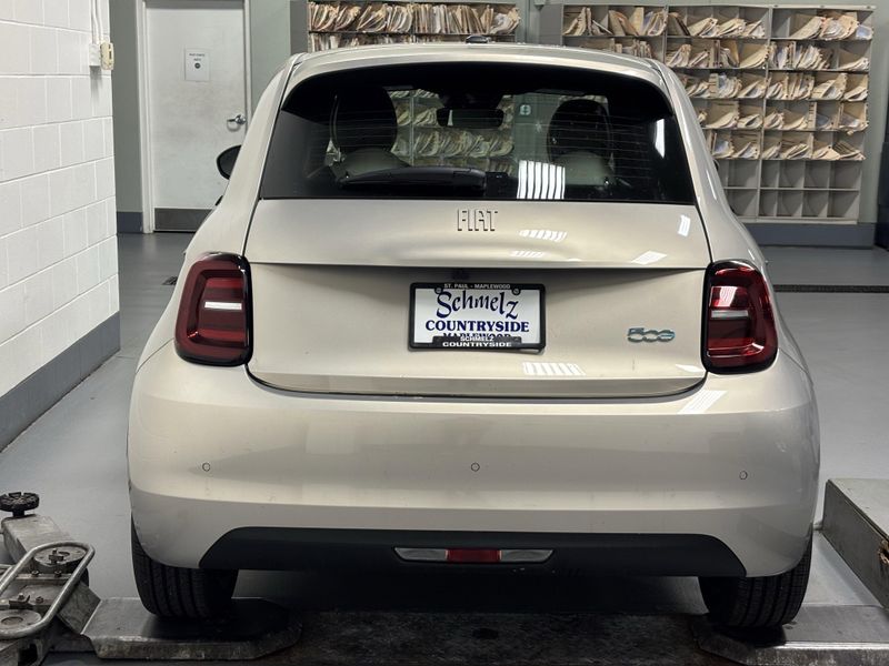New 2025 Fiat 500e Giorgio Armani Collector