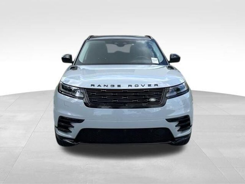 2025 Land Rover Range Rover Velar Dynamic SE