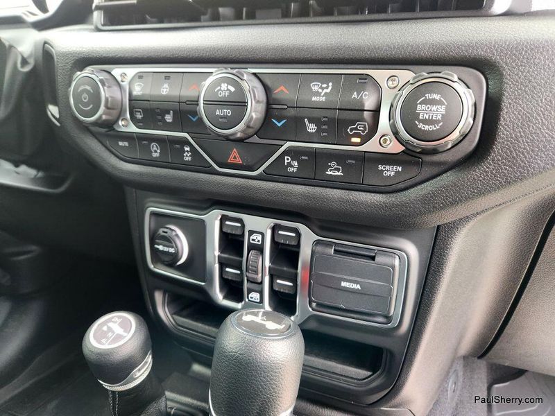 New 2025 Jeep Wrangler 4-door Sport S