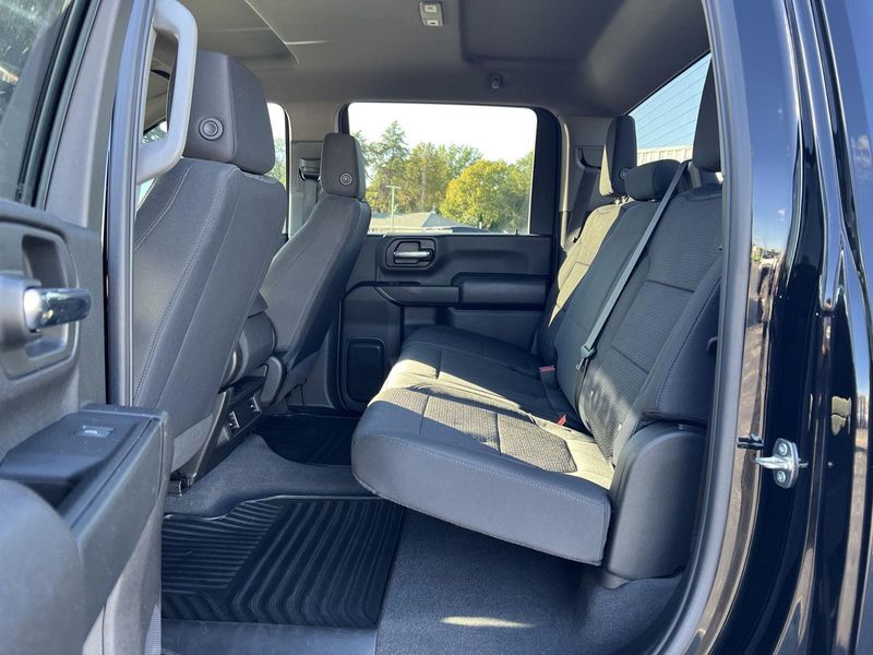 Used 2023 Chevrolet Silverado 2500HD Custom