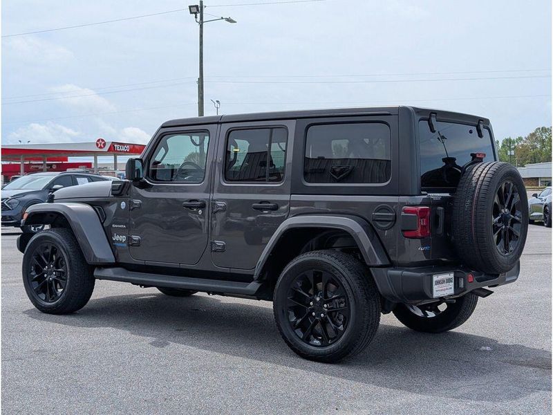 2021 Jeep Wrangler 4xE Unlimited SaharaImage 5