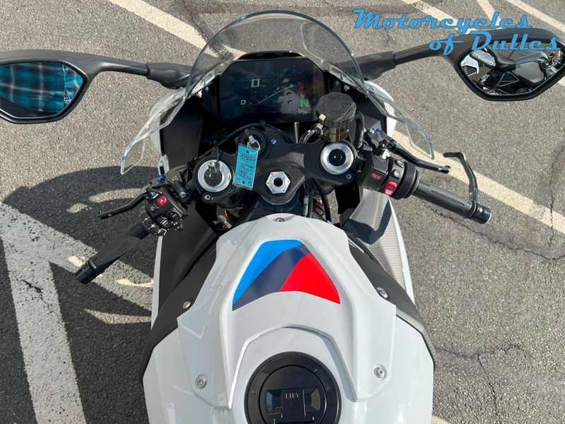 2025 BMW S 1000 RR Image 16