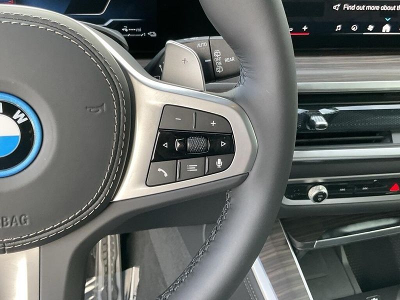 2025 BMW X5 xDrive50eImage 24