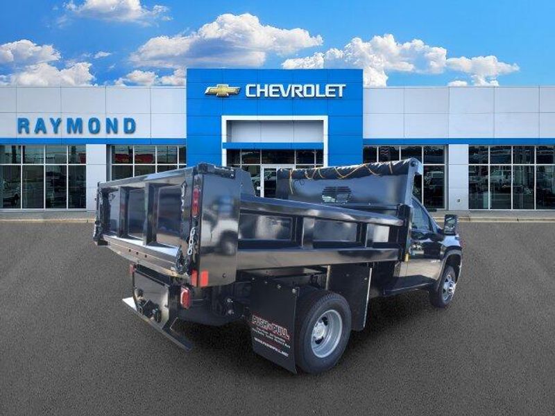 New 2026 Chevrolet Silverado 3500HD Work TruckImage 5