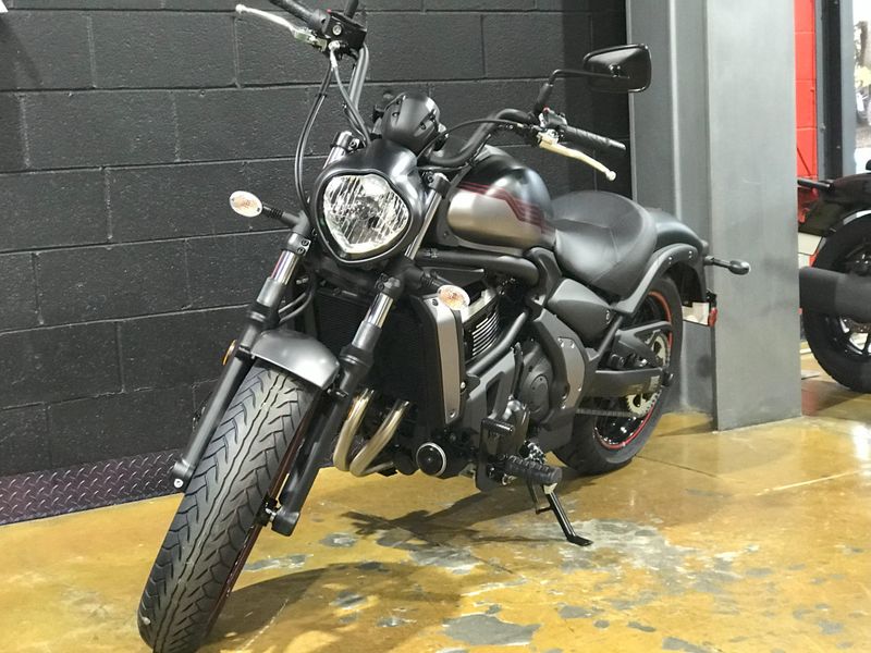 2025 Kawasaki VULCAN S ABS Image 2