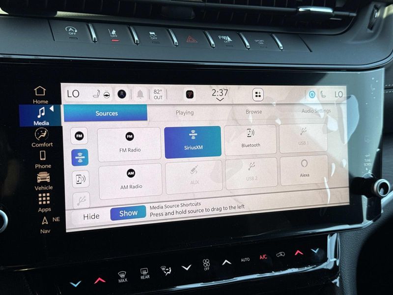 New 2026 Jeep Grand Cherokee L Laredo Altitude 4x2