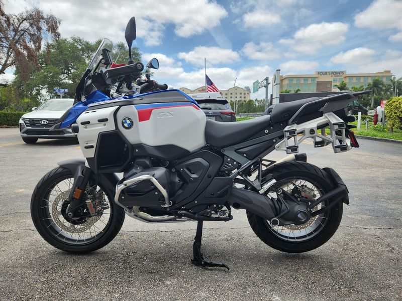 2025 BMW R 1300 GS AdventureImage 1