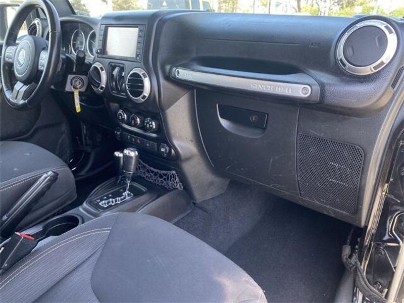 2015 Jeep Wrangler JK SaharaImage 13