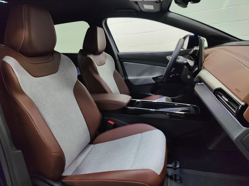 Used 2023 Volkswagen ID.4 Pro AWD 82kW Long RangeImage 6