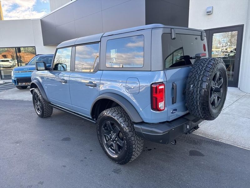 2023 Ford Bronco Black DiamondImage 6