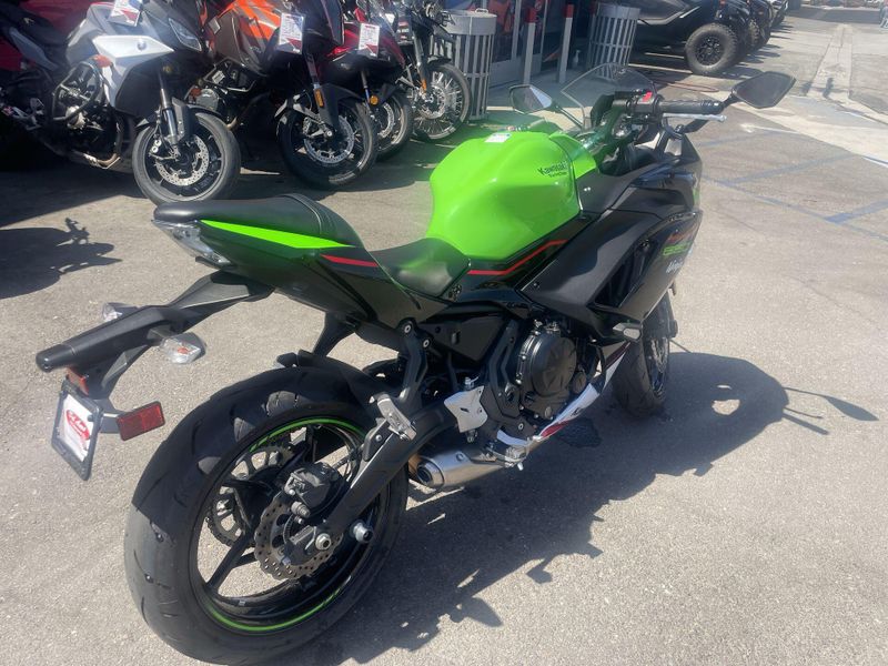 Used 2022 Kawasaki NINJA ZX-6R ABS Image 10