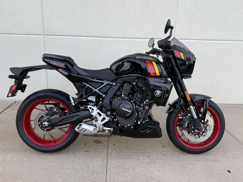 2026 Suzuki GSX8TTImage 2