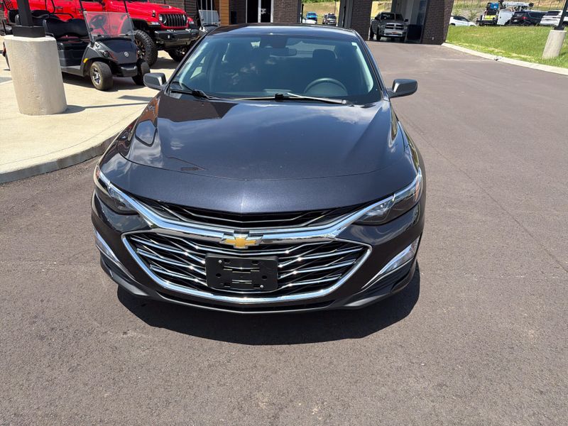 Used 2023 Chevrolet Malibu LSImage 3