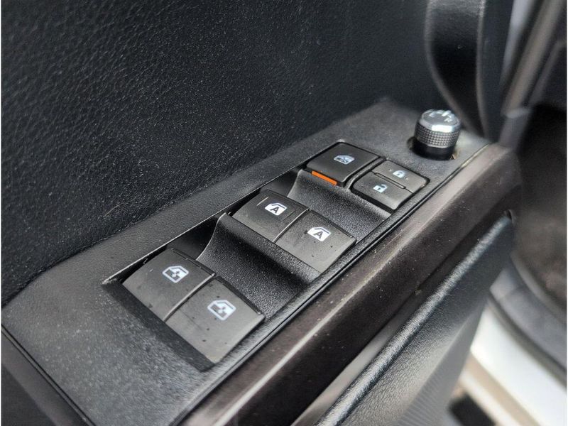 Used 2017 Toyota Tacoma TRD Off RoadImage 14