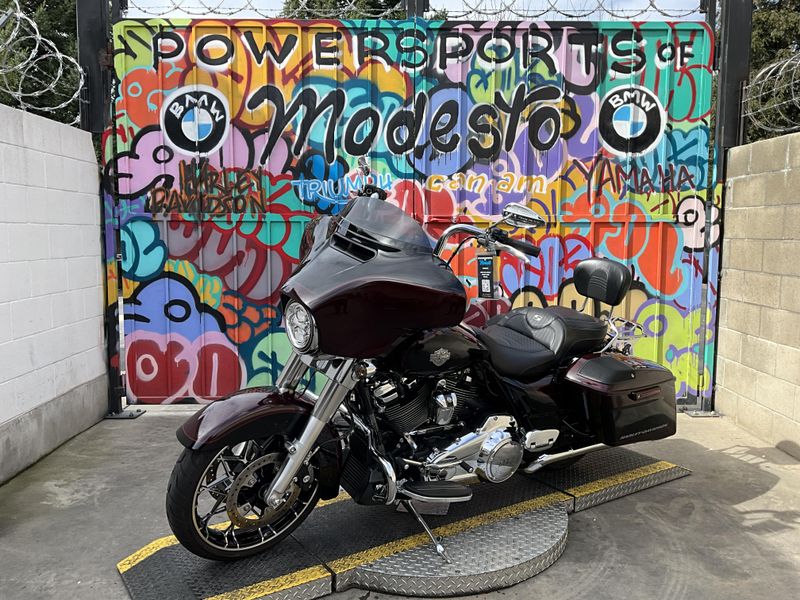 Used 2022 HARLEY Street Glide Special Image 2