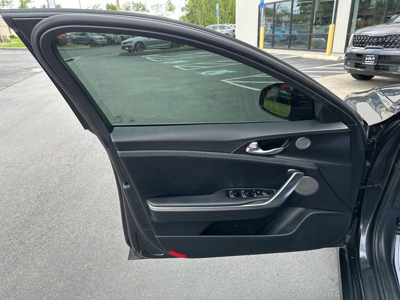 2023 Kia Stinger GT-LineImage 25
