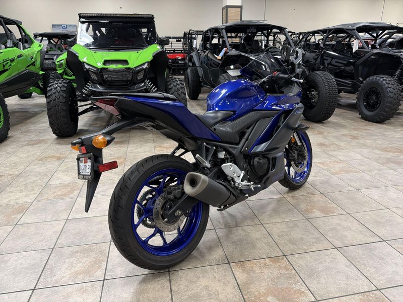 Used 2023 Yamaha YZF-R3 ABS Image 17