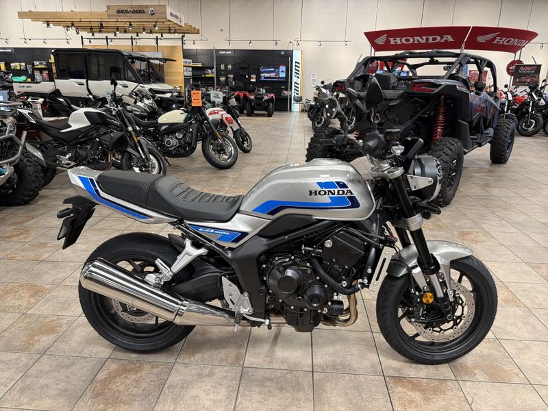 New 2026 Honda CB1000F Image 18
