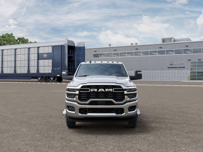 New 2026 RAM 3500 Tradesman Crew Cab Chassis 4x4 60