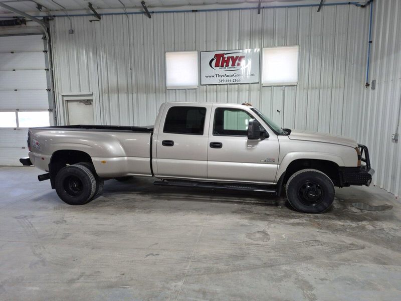 2005 Chevrolet Silverado 3500 DRW LTImage 1