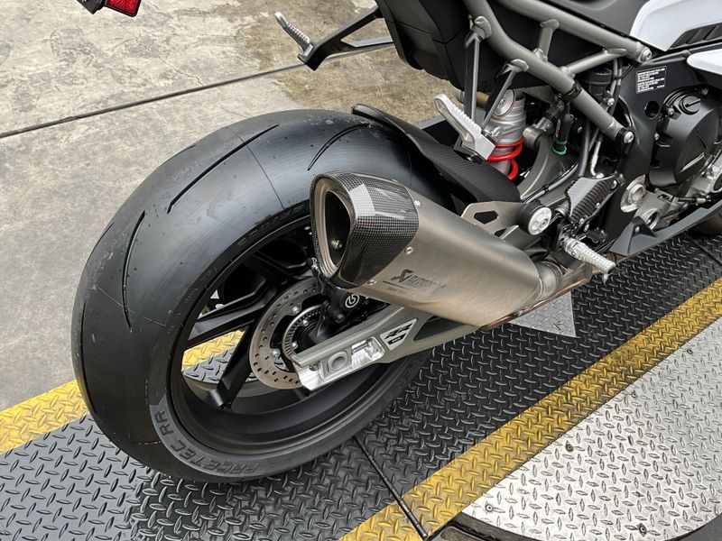 New 2026 BMW S 1000 RR Image 13