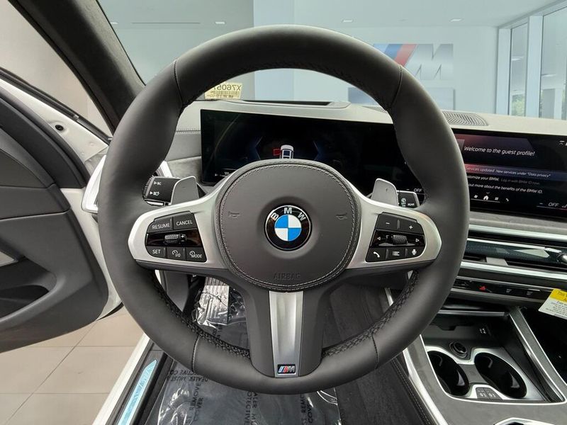 2026 BMW X7 xDrive40iImage 22