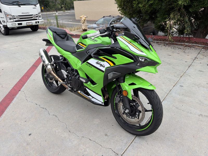Used 2025 Kawasaki NINJA 500 KRT SE ABS Image 11