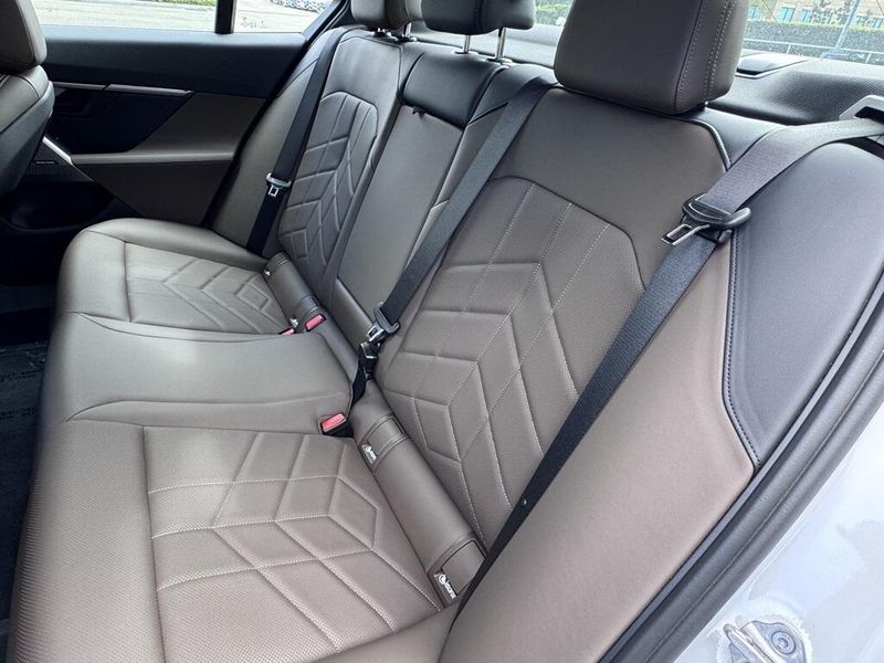 2024 BMW 5 Series 530iImage 29
