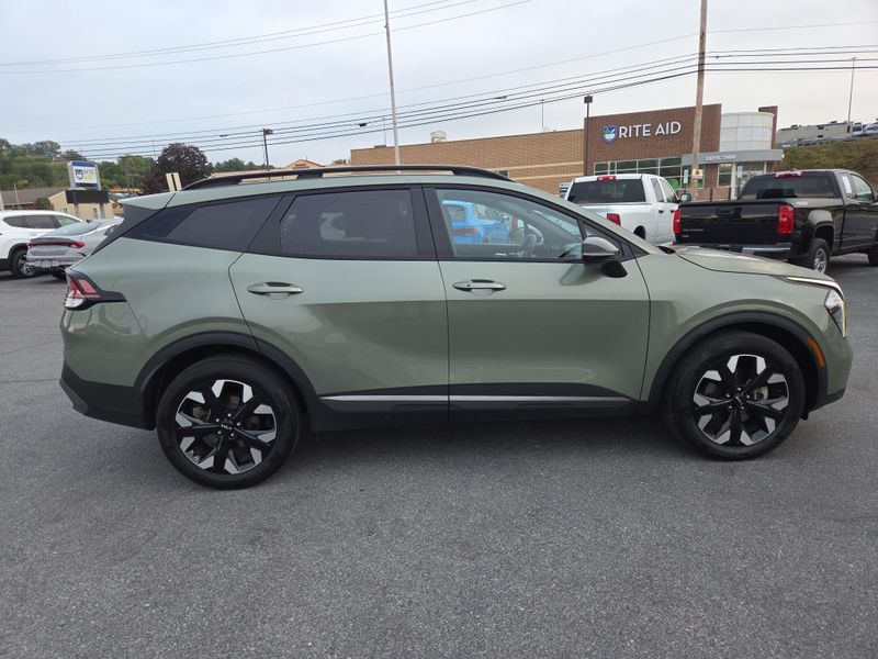 2023 Kia Sportage X-Line photo 2