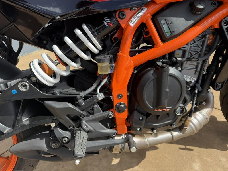 New 2025 KTM 390 DUKE Image 10