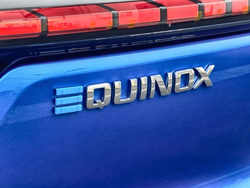 Used 2024 Chevrolet Equinox EV LTImage 30