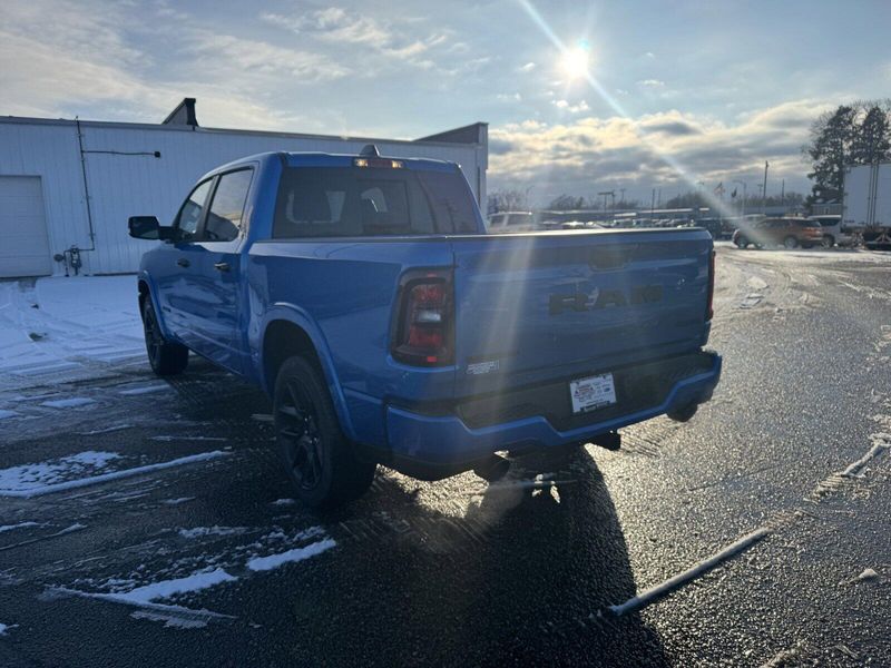 2025 RAM 1500 LaramieImage 6