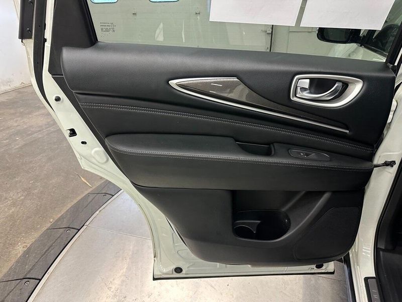 2020 INFINITI QX60 PureImage 27