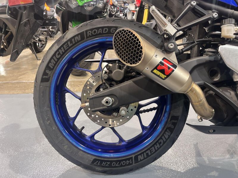 Used 2022 Yamaha YZF-R3 ABS Image 21