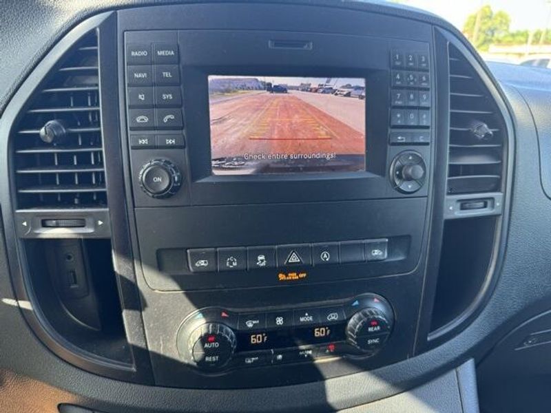 Used 2019 Mercedes-Benz Metris PassengerImage 18