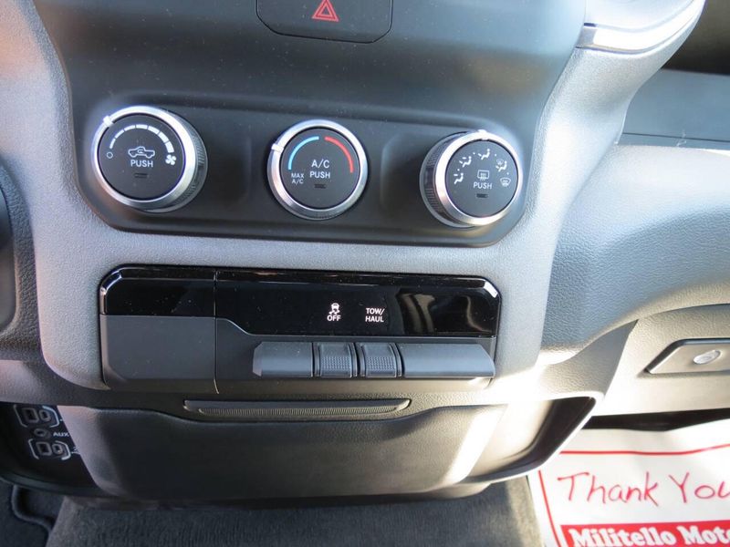 2023 RAM 1500 Tradesman 4x4 4dr Crew Cab 5.6 ft. SB PickupImage 20