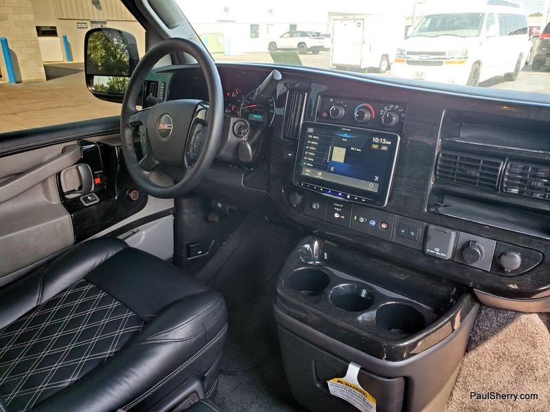Used 2025 GMC Savana Cargo Image 21