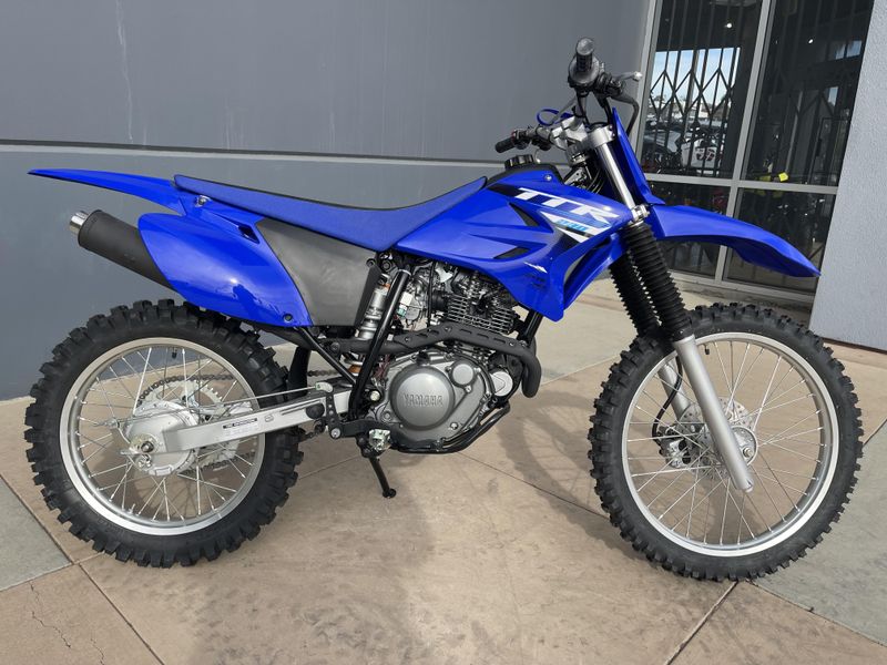 2025 Yamaha TT-R230 Image 15