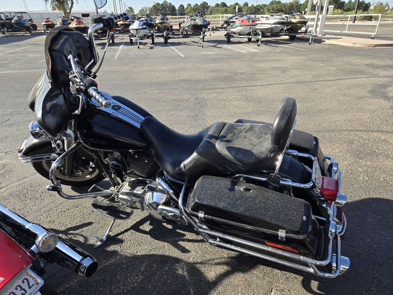 2004 HARLEY ULTRA CLASSIC Image 3
