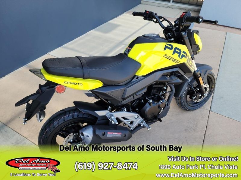 2023 CFMOTO CF125-3US  in a LEMON GREEN exterior color. Del Amo Motorsports of South Bay (619) 547-1937 delamomotorsports.com 