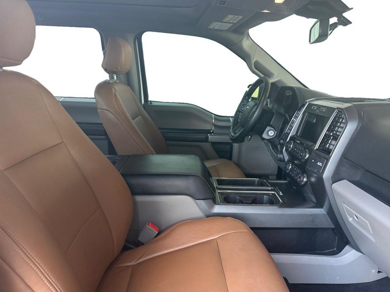 2019 Ford F-150 XLT photo 12
