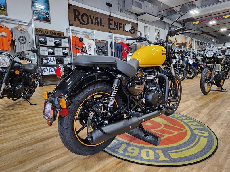 New 2024 Royal Enfield METEOR 350 Image 7