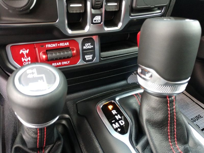 2023 Jeep Gladiator Rubicon 4x4Image 27