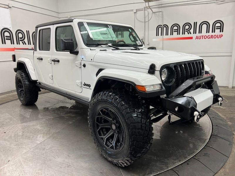 2022 Jeep Gladiator Sport S 4x4Image 1