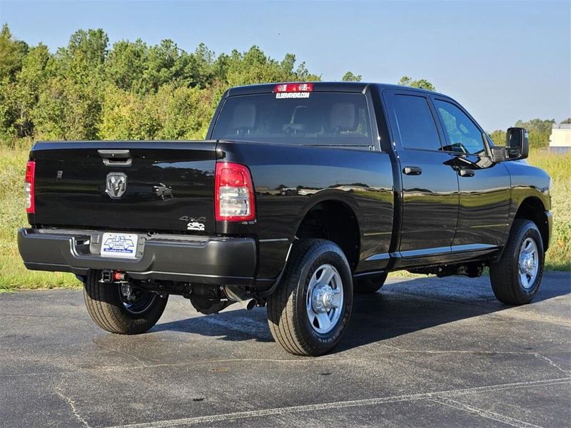 2024 RAM 2500 Tradesman Crew Cab 4x4 6