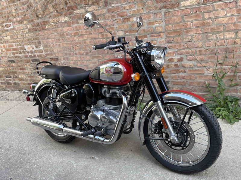 2023 Royal Enfield Classic 350  Image 2